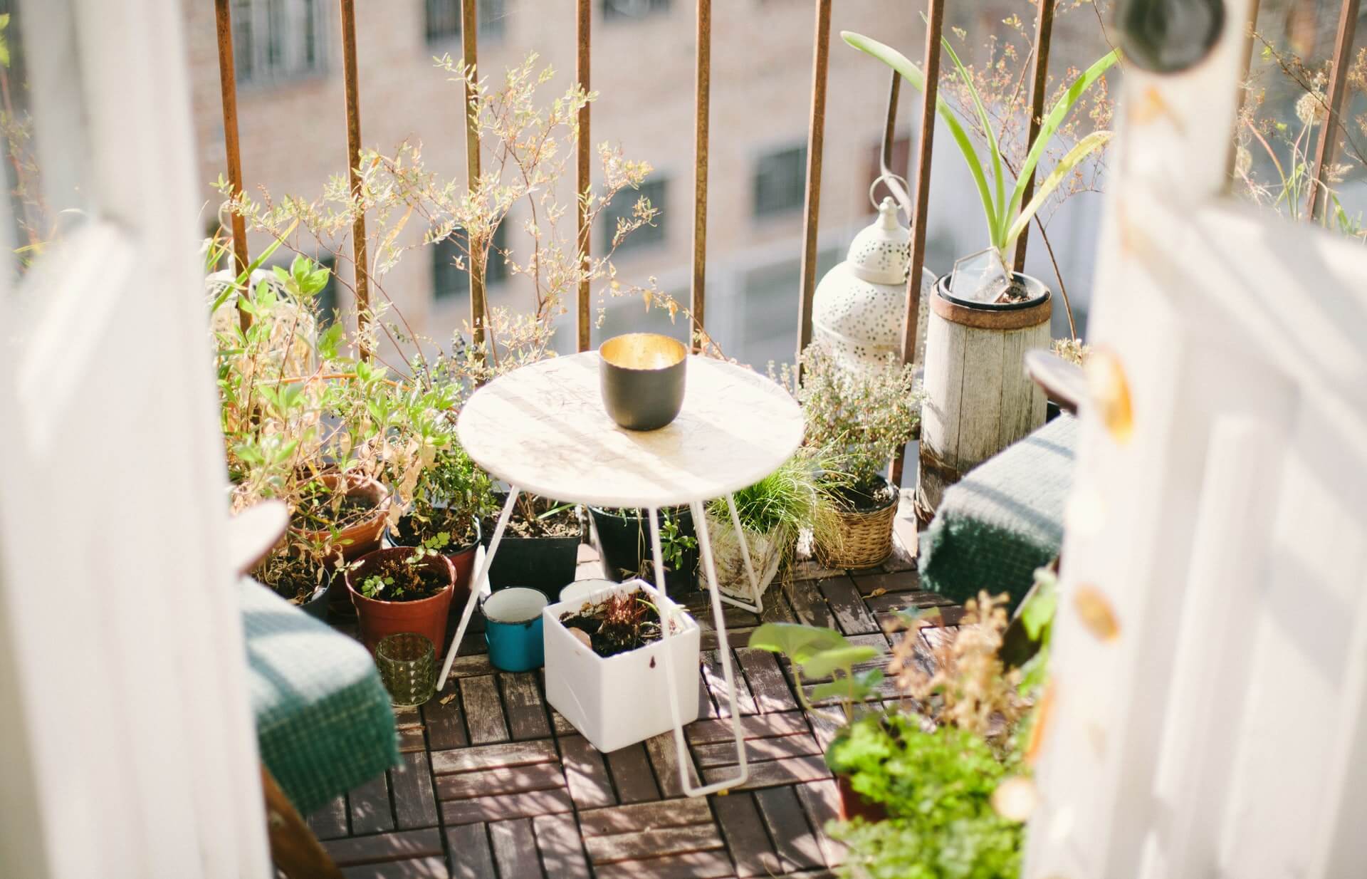Víte, jak si vytvořit malý kousek přírody i na vašem balkoně?
